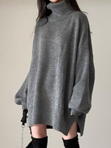 เสื้อถักแบบยาวปานกลางให้ความอบอุ่นทรงหลวมสไตล์ชิวๆวินเทจสไตล์ฝรั่งเศสสำหรับฤดูหนาวและฤดูใบไม้ร่วงสุดชิคสไตล์เกาหลีเดรสไหมพรมคอสูงแบบสวมหัวสำหรับผู้หญิง