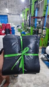 plastik kresk HD HITAM  berkualitas. murah berat 1kg