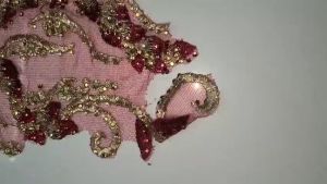 Hoa thêu may lên áo dài trang trí