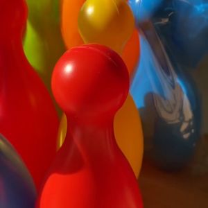 Đồ chơi bowling Vietnam loại to nhựa an toàn chắc chắn và bền bỉ