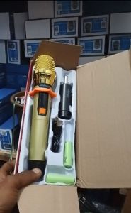 mic wireless karaoke tanpa kabel. batrei cas layar LED