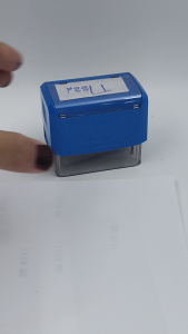 ตรายางหมึกในตัว ตรายางปั๊มชื่อ-สกุล TR3913 ยางพาราแท้ (ทักแชทก่อนสั่งซื้อ)