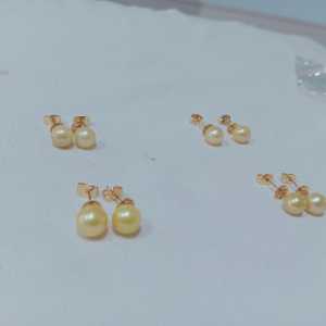 Giwang stud mutiara air laut asli warna champagne / soft gold
