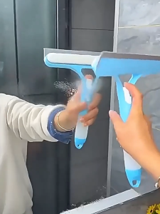 ที่เช็ดกระจก ไม้เช็ดกระจกมีขวดสเปรย์ในตัว ไม้กรีดกระจก ปรับระดับได้ ไม้เช็ดกระจก 2in1 ไม้เช็ดกระจกด้ามยาว มีที่แขวน แข็งแรง ทนทาน เหมาะสำหรับกระจกรถ พื้นผิวตัวรถบางส่วน กระจกต่างๆ