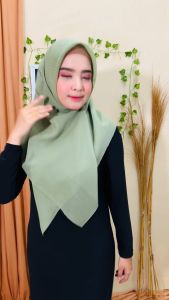 Hijab Segi 4 Empat Laser CUT SWAROVSKI PAYET PRES POLLYCOTTON WAFLE/ Hijab segi empat waffle poton star motif PAYET jambul tassel laser pompom motif ruby terlaris