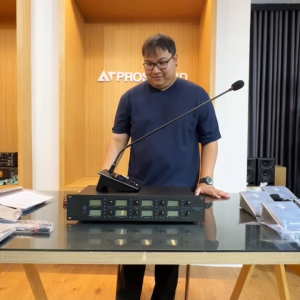 MICROTECH MT-888D ไมค์ประชุมไร้สาย 8 ช่อง ปรับจูนคลื่นได้กว้าง เสาสัญญาณแยกกัน จอสัมผัส AT Prosound