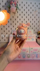 EMMA kipas kotak buta mainan trendi kartun kipas kecil portabel hadiah untuk pelajar rumah mini kipas listrik yang dapat diisi