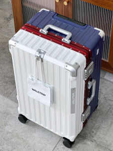 Durable Spacious Aluminum Frame Luggage 30 Inch