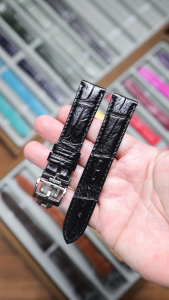 สายนาฬิกาแบบหนังจระเข้แท้รุ่น Handmade Alligator Strap with Spring Deployant Clasp 20mm