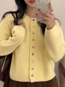 Áo Len Dệt Kim Cổ Tròn Mềm Mại Màu Sắc Mới Cho Nữ Áo Len Cardigan Dáng Rộng Tay Dài Chất Liệu Polyester Mùa Thu 2025