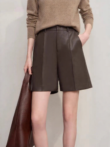 AMII | Minimalist Eco-friendly Leather Shorts