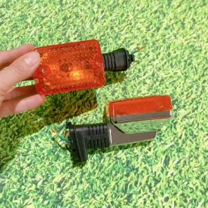 Bộ 2 đèn xin nhan sau xe CUb 82- đời cũ