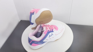 LEFUS Tersedia Sepatu Olahraga Wanita Sepatu Lari Sepatu Bulu Tangkis Sepatu Tenis Jaring Bersirkulasi Tahan Aus Anti-selip Menyerap Guncangan Sepatu Latihan Kompetisi Luar Ruangan Ringan