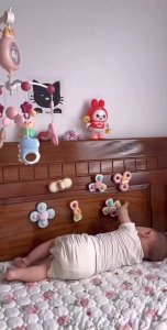 [3 Cái] Con Quay Spinner Thú Nuôi Dính Tường Cho Bé Spiner Động Vật Treo Tường Hoạt Hình Đồ Chơi