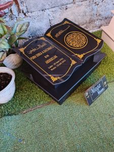 BATU NISAN BNTUK BUKU/MAESAN GRANIT 30X40+PACKING KAYU