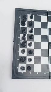 Papan Catur Lipat Plastik 3 Ukuran S M L  / Chess Board Asah Otak