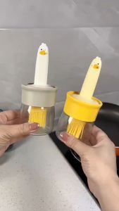 แปรงน้ำมันซิลิโคนพร้อมขวดสำหรับอบขนม Flapjack เกรดอาหาร แปรงบาร์บีคิวทนอุณหภูมิสูง เครื่องมือกลางแจ้ง