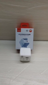 Yoobao YL-761A2C 65W GaN Fast Charger Foldable Plug Hidden Retractable Cable with 3C Certification