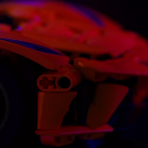 LEGO Technic 42205 Chevrolet Corvette Stingray (732 Pieces) Mainan Susun (9 Tahun+)