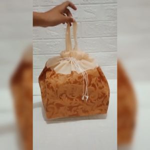 12 pcs Tas Hajatan Serut Embos SPUNBOND TEBAL ukuran 22x23x28 cm - goodie bag box souvenir kado