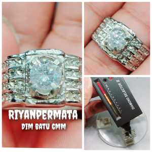 Cincin batu berlian simulan diamond moissonite