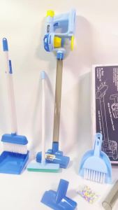 Kids Vacuum Cleaner Toy Realistic Pretend Play for Toddlers To Learn Cleaning Housekeeping Educational Toys for Boys Girls Gifts