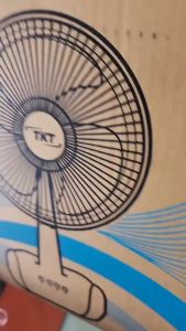 TKT Electric Fan, พัดลม 50W, พัดลมตั้งพื้น พัดลมตั้งโต๊ะ ทีเคที, ขนาด 12 นิ้ว, สินค้าไทย ผลิตในประเทศไทย, เพื่อคนไทย ขนาด 12 นิ้ว