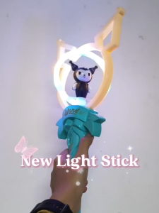 [Music & Colorful LED] Kuromi Capybara Light Stick 360 Degree Rotation Light Kids Toys Children Gifts Outdoor Toys *READY STOCK*
