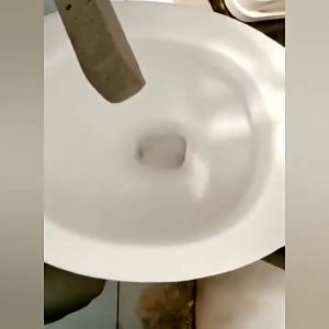 8686.lucky แปรงขัดห้องน้ำ หินภูเขาไฟ แปรงขัดห้องน้ำขจัดสิ่งปนเปื้อนอย่างล้ำลึก