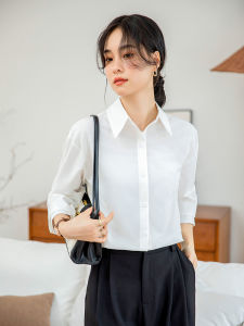 เสื้อเชิ้ตแขนยาวสีขาวสไตล์ฝรั่งเศสสำหรับผู้หญิง ฤดูใบไม้ร่วง/ฤดูหนาว เสื้อเชิ้ต OL ระดับไฮเอนด์ ลำลอง ชั้นใน ทรงหลวม สไตล์เรียบง่าย