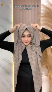 Hijab Segitiga Instan Nirmala Lasercut By Daura Gama / Jilbab Segitiga Instan Motif Bahan Jersey Knit