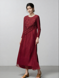 Burgundy Silk Embroidery Pure Cotton Waist Cinching Long Sleeve Dress