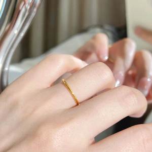 Original Design 18K Gold Vintage Ring Womens Fashion Personality Simple Band Ring Titanium Steel Fresh Outburst Stock Available