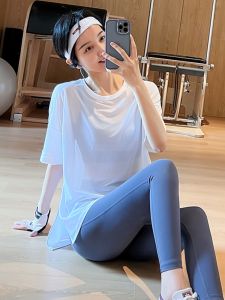 เสื้อยืดโยคะระบายอากาศสำหรับผู้หญิง ทรงหลวม แห้งเร็ว กระชับสัดส่วน แขนสั้น ฤดูร้อน 2024 เสื้อคลุมกีฬาสำหรับผู้หญิง