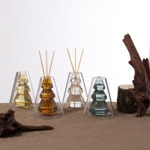 Christmas Tree Aromatherapy Bottle No-Flame Wicker Glass Essential Oil Perfume Diffuser Home Decorative Item Creative Trend