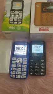 { HOT HOT } Điện thoại người già A5.A12. Sóng 4G 2sim Loa to sóng khỏe pin bền .BH 6 THÁNG.1 ĐỔI 1 TRONG 2 THÁNG