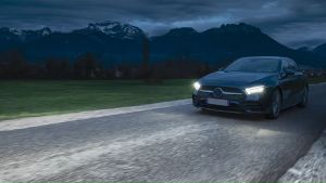 Philips หลอดไฟหน้ารถยนต์ LED Ultinon Access U2500 1800LM 6000K รับประกัน 1 ปี