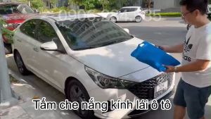 Tấm bạt che nắng kính lái TCN4 Có tai gương tráng bạc chắn nắng kính lái xe hơi ô tô