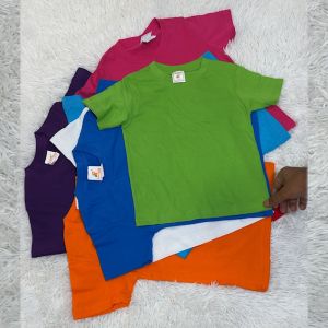 Unique Tee Kids Round-neck T-Shirt 3-14 years A/W