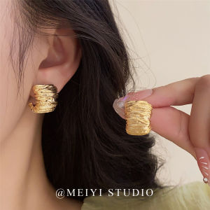 Elegant Engraved Metal C-Shaped Earrings Feminine Design Commute Fashion Jewelry Alloy/Plated Silver/Plated Gold Style