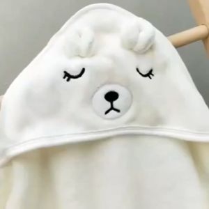 Aibeile Baby Hooded Bath Towel for Baby Fashion Cartoon Animals Image Washcloth 100 Cotton Air Condition Quilt Swaddle Wrap Baby