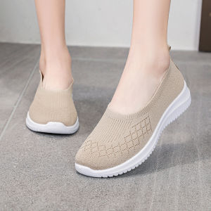 Non-Slip Casual Shoes for Women: Flying Woven Round Toe Flat Shoes & Slip On Breathable Loafers