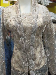 Kebaya Premium Wisuda Lamaran Modern Lengan Panjang