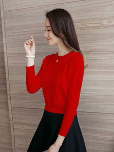 เสื้อสเวตเตอร์ถักผ้าขนสัตว์สีแดงสำหรับผู้หญิงในฤดูหนาว เสื้อชั้นในสั้นเอวสูง ทรงเข้ารูป แขนยาว ปกติ คอกลม เสื้อผ้าทำงานสไตล์เกาหลี