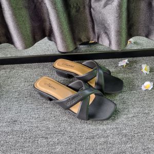 Sendal Wanita Hak 3 cm Nonselip Ringan Elegan Cocok Dipakai Acara Apapun>Harmi>WX