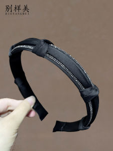Black High Top Hairband & Butterfly Knot: 2024 Fashionable Hair Accessories