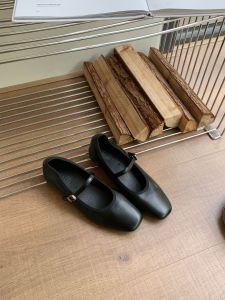 NAISHI | Elegant Buckle Strap Mary Jane Shoes Soft Leather