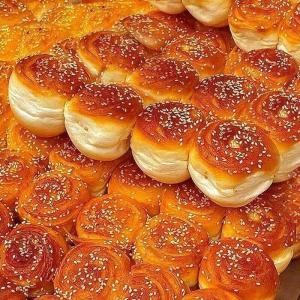 Honey Crispy Base Tearable Old-style Cake