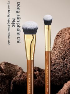 UN SHOP | Angled Tapered Makeup Brush for Liquid and Cream Cosmetics