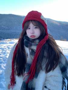 หมวกถักไหมพรมสำหรับผู้หญิง หมวกถักลายไนลอนฤดูใบไม้ร่วงและฤดูหนาว หมวกถักลายไนลอนสีแดงอบอุ่น ทรงหัวกลม ขนาดใหญ่ แฟชั่นสำหรับเด็ก